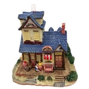 Vintage The Americana Collection Tully's General Store Liberty Falls Collection